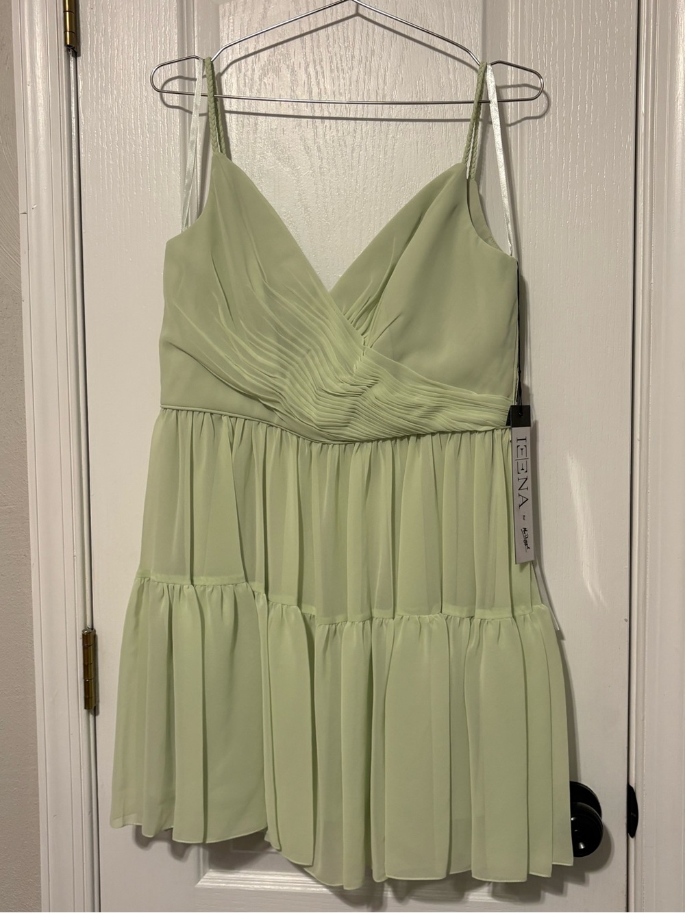 NWT Leena for Mac Duggal Light Green Tiered Chiffon Mini Dress